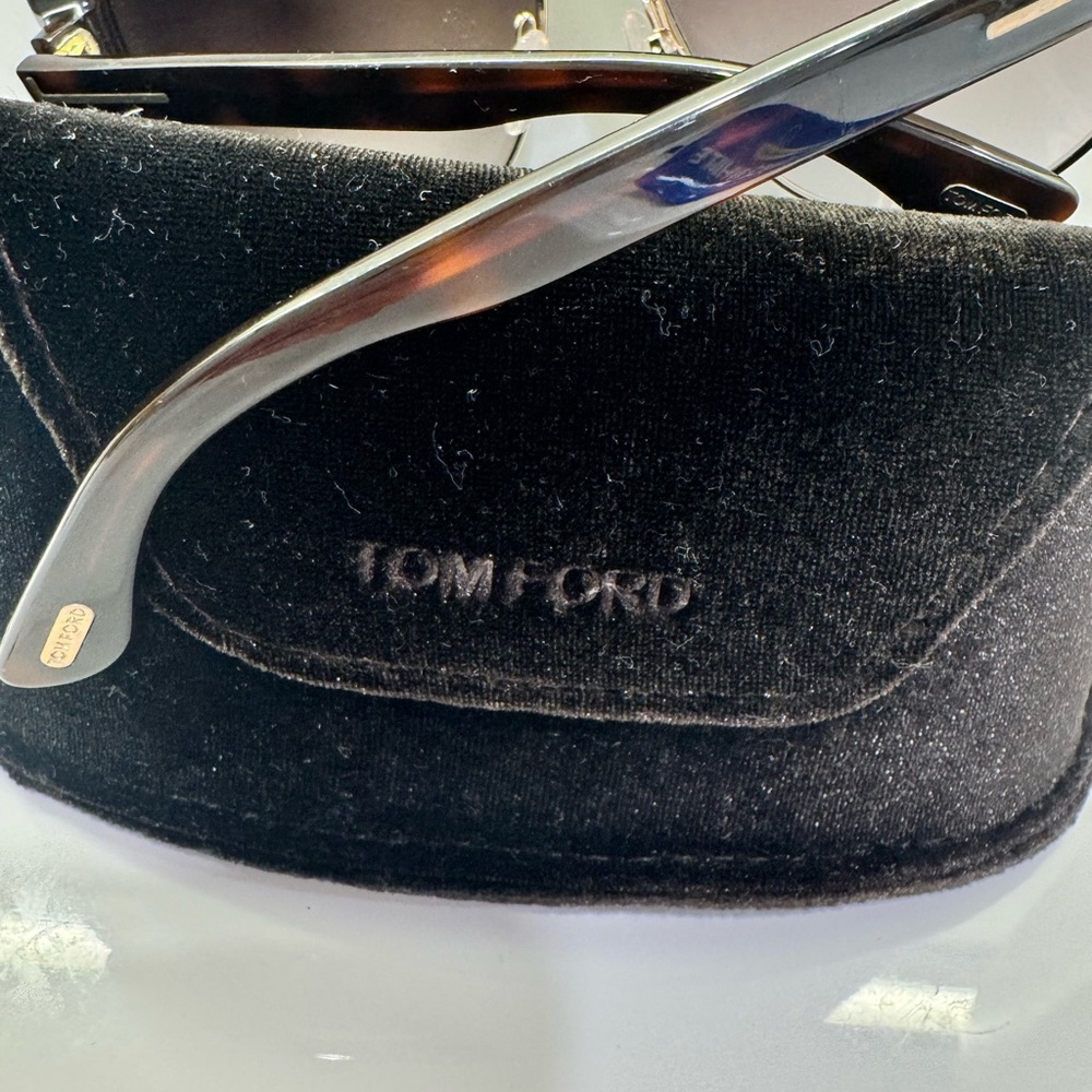 Tom Ford FT0318 52G Liane Flat Top Sunglasses – Havana Brown ✨ - Picture 6 of 12